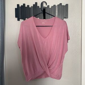 American Eagle twist hem tee Soft & Sexy tee